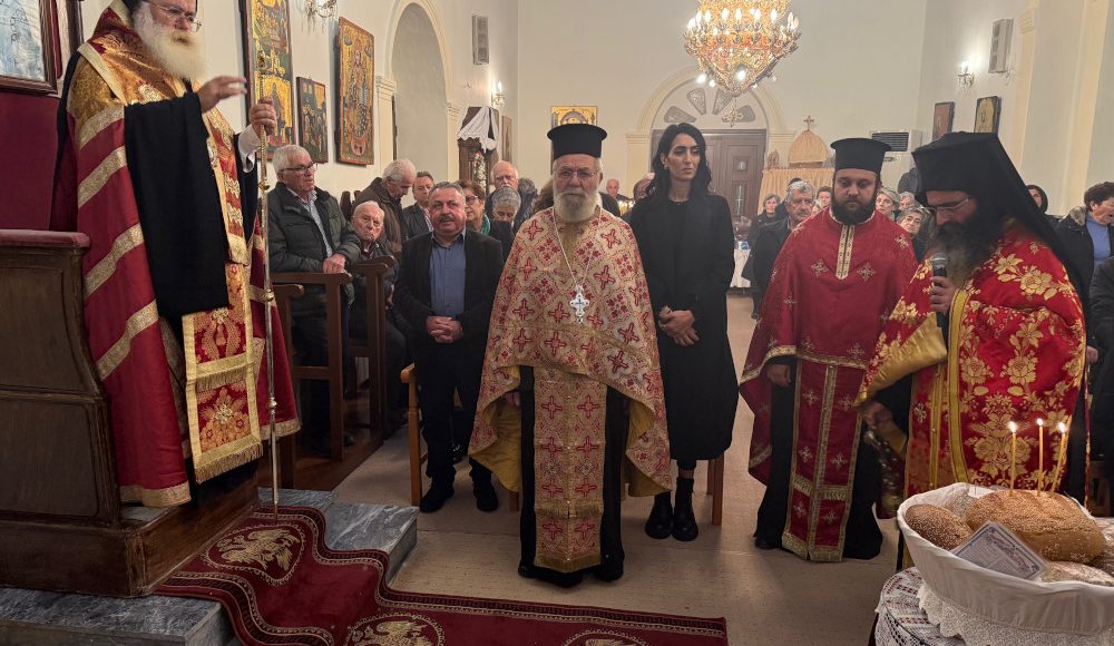 Ο-Μητροπολίτης-Ιεραπύτνης-στον-πανηγυρίζοντα-Ιερό-Ναό-Αγίου-Στεφάνου-στη-Συκιά-Σητείας