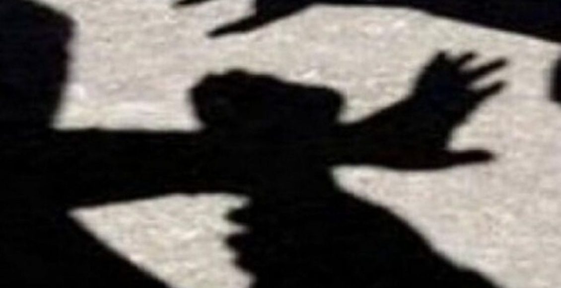 Θύμα-ξυλοδαρμού-17χρονος-από-ομάδα-κουκουλοφόρων-στο-Αγρίνιο-–-Ταυτοποιήθηκε-ο-ένας-–-ertnews.gr