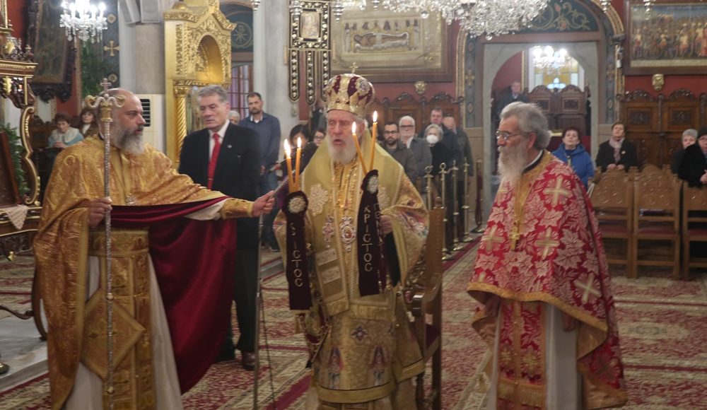 Η-Δεσποτική-εορτή-των-Χριστουγέννων-στη-Σύρο