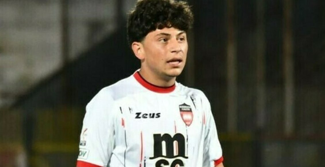 Νάπολη:-Άγνωστοι-μαχαίρωσαν-18χρονο-ποδοσφαιριστή-–-Χειρουργήθηκε-και-νοσηλεύεται-σε-κρίσιμη-κατάσταση