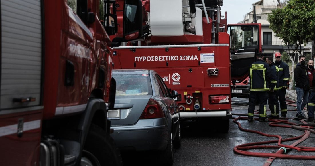 Απεγκλωβίστηκε-ζευγάρι-ηλικιωμένων-μετά-από-πυρκαγιά-σε-διαμέρισμα-στη-Θεσσαλονίκη