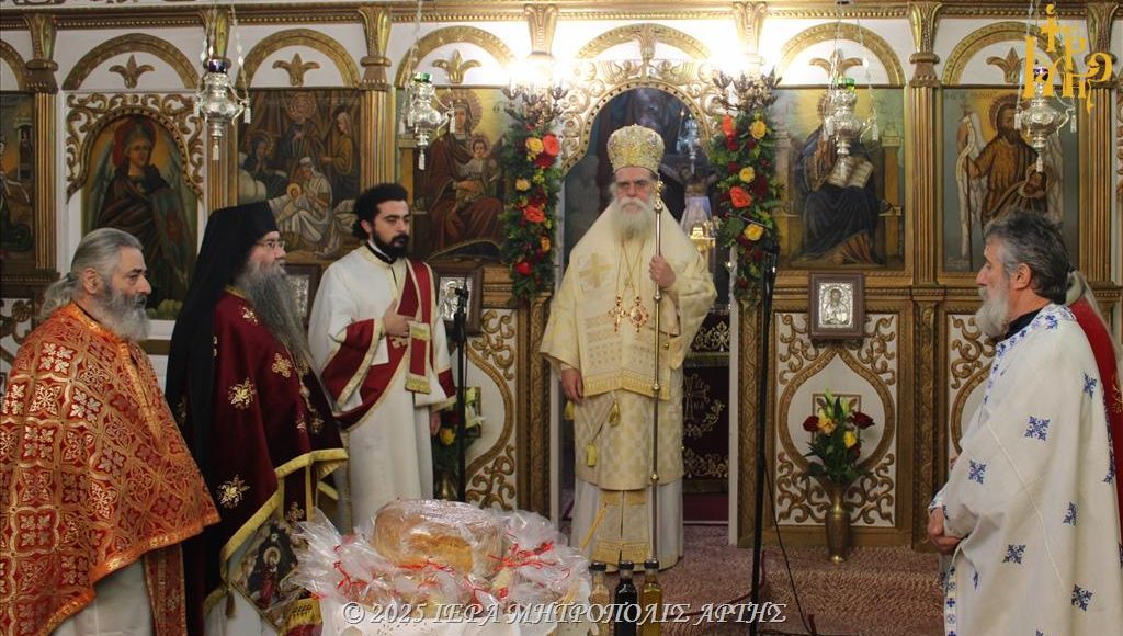 Άρτης-Καλλίνικος:-“Ο-Χριστός-εγεννήθη-μέσα-στο-θρήνο,-για-να-τον-νικήσει,-όχι-για-να-τον-αποφύγει”