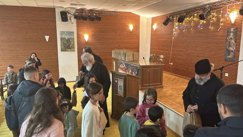 Χριστουγεννιάτικη-εκδήλωση-για-τα-παιδιά-στην-Ιερά-Μητρόπολη-Αρκαλοχωρίου