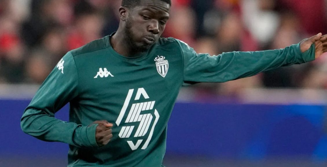 «Πωλητήριο»-15-εκατ.-σε-Ουαταρά,-στη…-γωνία-ο-Παναθηναϊκός