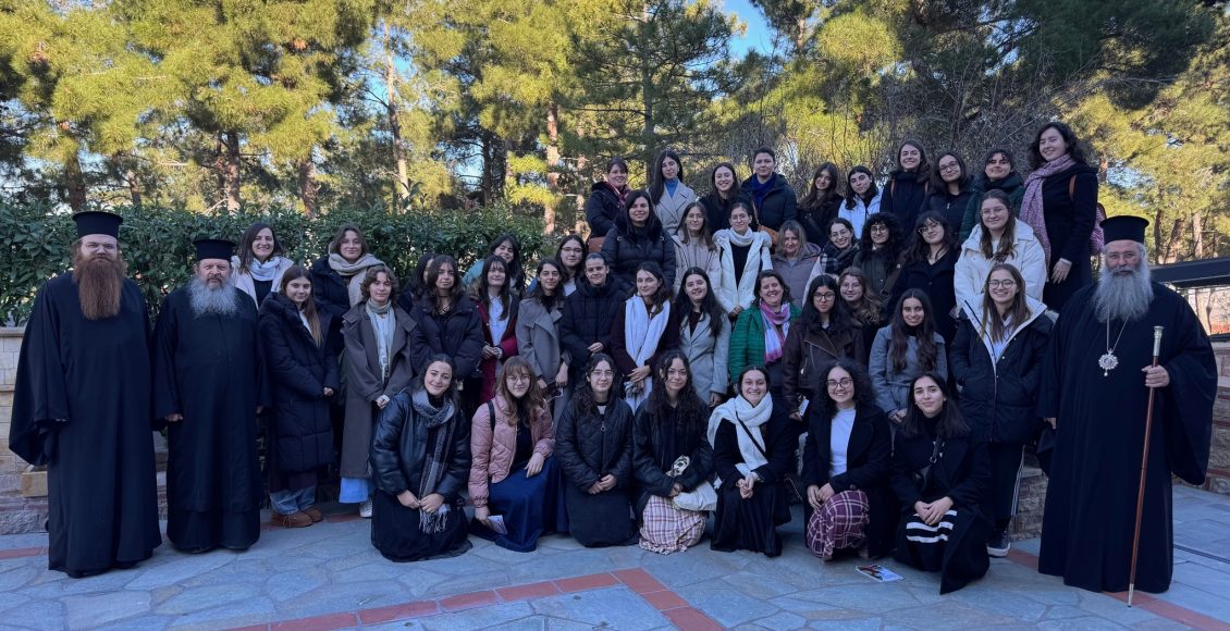 45-Φοιτήτριες–Στελέχη-Νεότητας-της-ΙΜ.-Κίτρους-πραγματοποίησαν-διπλό-Προσκύνημα