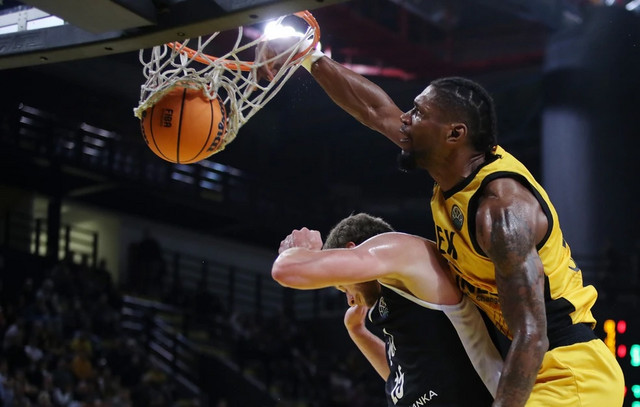 ΑΕΚ:-Ο-Σίλβα-ενημέρωσε-πως-αποχωρεί