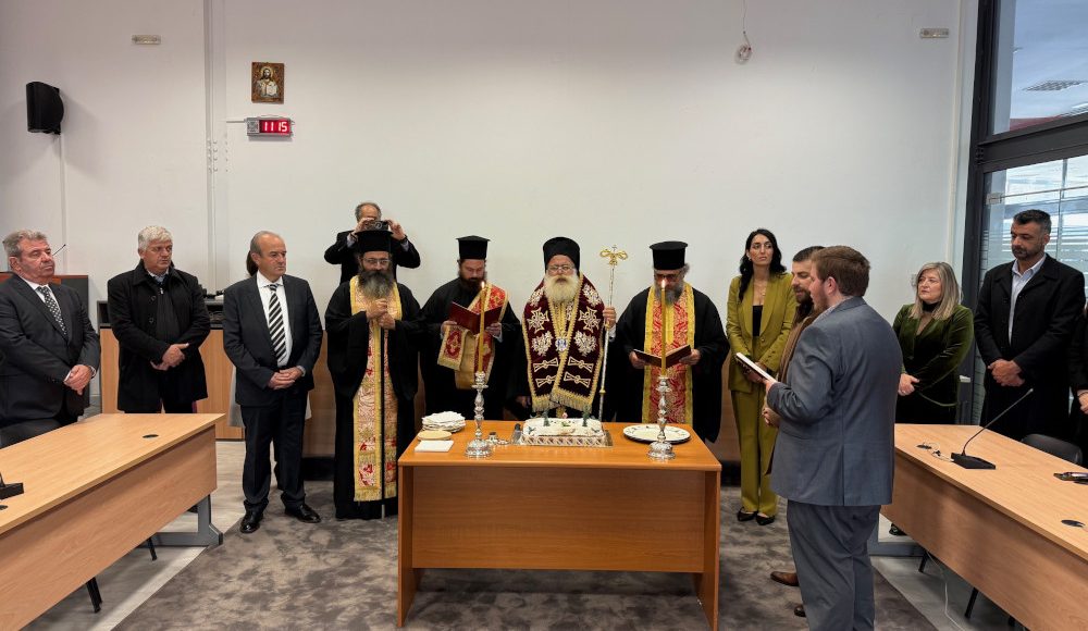 h-Κοπή-της-Βασιλόπιτας-στο-Δημοτικό-Συμβούλιο-Ιεράπετρας