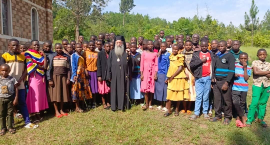 Η-Επισκοπή-Μπουκόμπας-ευχαριστεί-τους-χορηγούς-υποτροφιών-σε-Ορθόδοξους-μαθητές