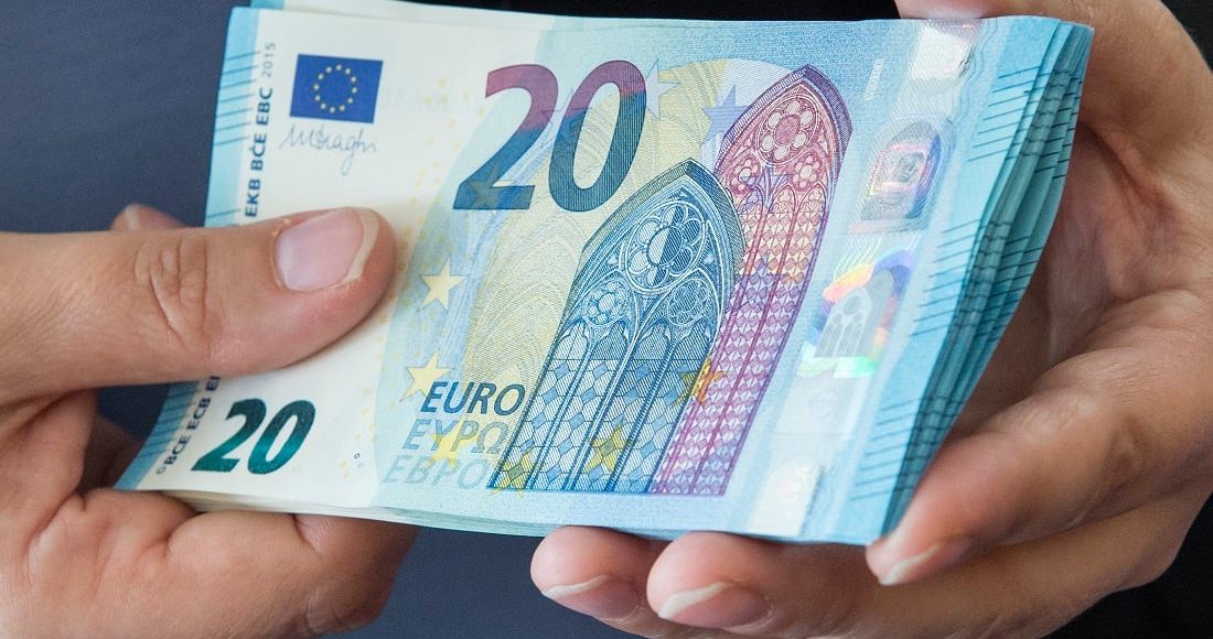 Έρχονται-αυξήσεις-μισθών-το-2026-απο-κλαδικές-συμβάσεις-και-κατώτατο