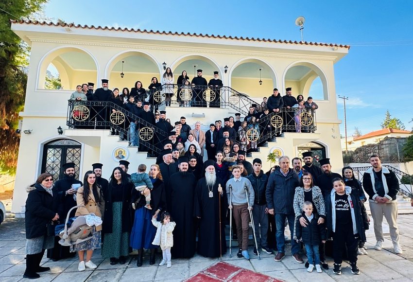 Κορίνθου-Παύλος:-Οι-οικογένειες-των-ιερέων-λειτουργούν-ως-«φάρος»-που-μπορεί-να-οδηγεί-τους-ανθρώπους-προς-τον-Χριστό