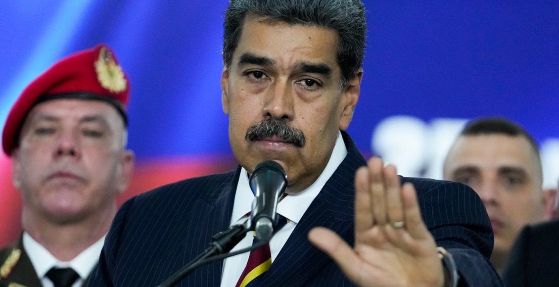 Ο-Μαδούρο-στο-δικαστήριο-του-Μανχάταν-για-την-απαγγελία-των-κατηγοριών