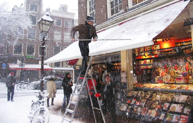 Ανεστάλησαν-όλα-τα-δρομολόγια-των-τρένων-στην-Ολλανδία-λόγω-του-χιονιού-και-του-πάγου