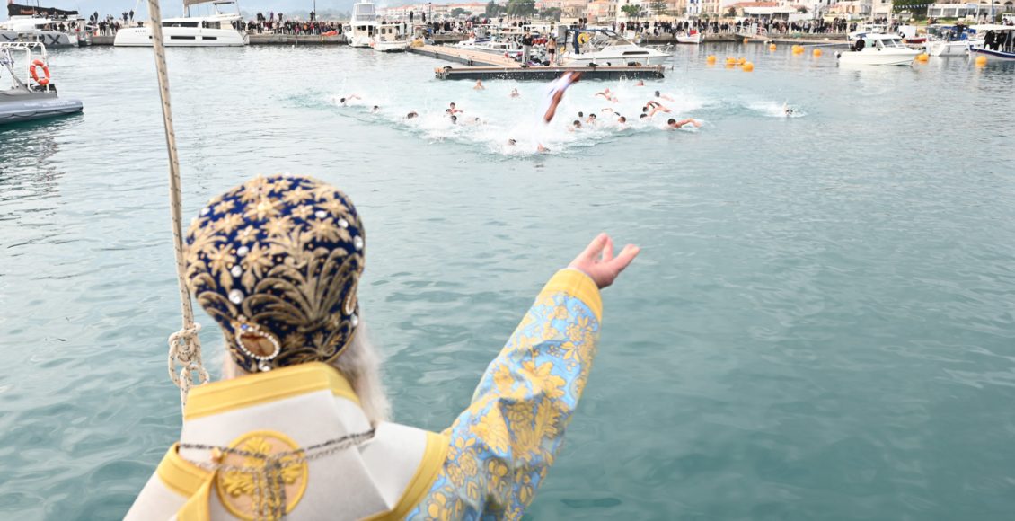 Ο-εορτασμός-των-Θεοφανείων-στην-Ι.-Μητρόπολη-Μαντινείας-και-Κυνουρίας