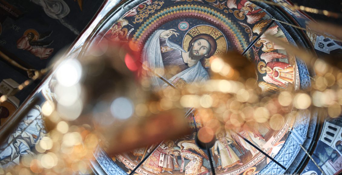 Σε-λίγο-ζωντανά-από-το-pemptousia-fm-η-Ιερά-Αγρυπνία-των-Χριστουγέννων-από-την-ΙΜΜ.-Βατοπαιδίου