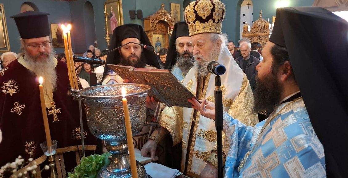 Η-Δεσποτική-Εορτή-των-Θεοφανείων-στην-Ιερά-Μητρόπολη-Καρυστίας