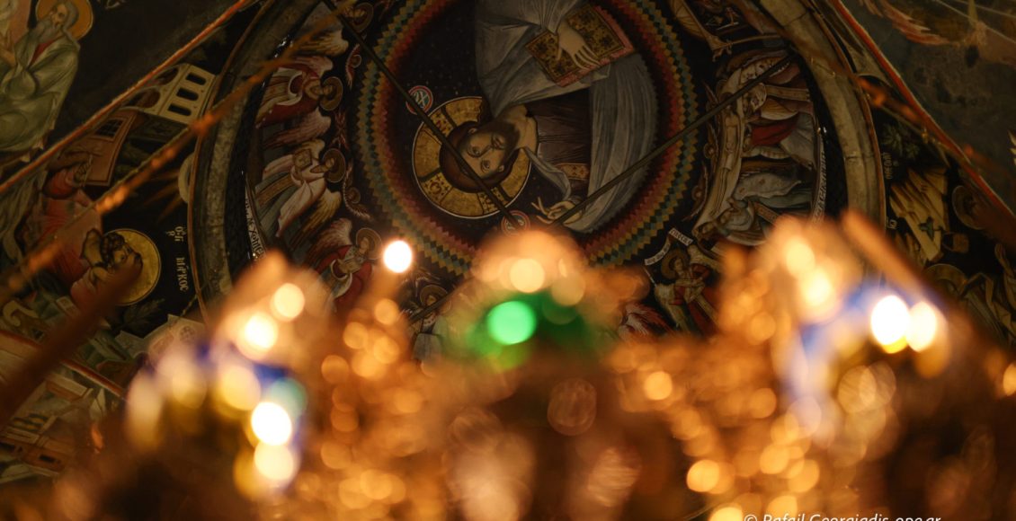 ΖΩΝΤΑΝΑ:-Ιερά-Αγρυπνία-των-Χριστουγέννων-από-την-ΙΜΜ.-Βατοπαιδίου-στο-pemptousia-fm