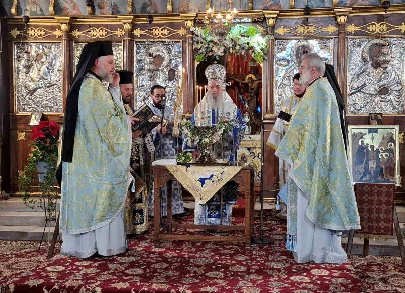 Ολόφωτα-Θεοφάνεια-στη-Χαλκίδα