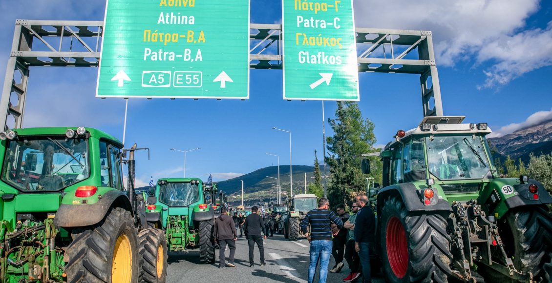 Αμετακίνητοι-οι-αγρότες-της-Δυτικής-Ελλάδας-–-Στο-επίκεντρο-των-κινητοποιήσεων-η-γέφυρα-Ρίου-–-Αντιρρίου-–-ertnews.gr