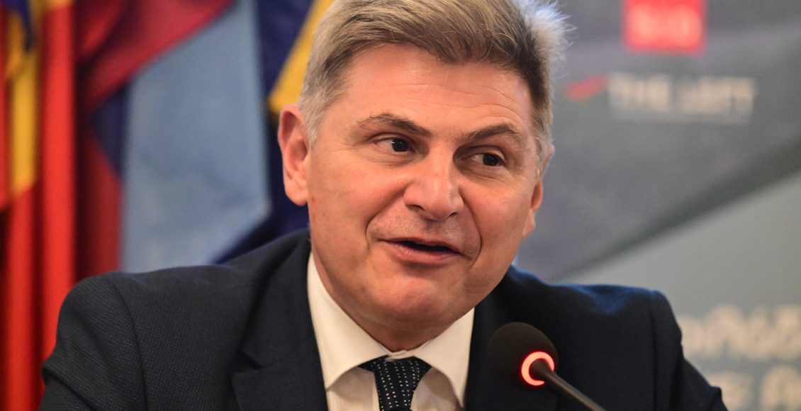 Διεγράφη-από-την-ευρωομάδα-του-ΣΥΡΙΖΑ-ο-Νίκος-Φαραντούρης