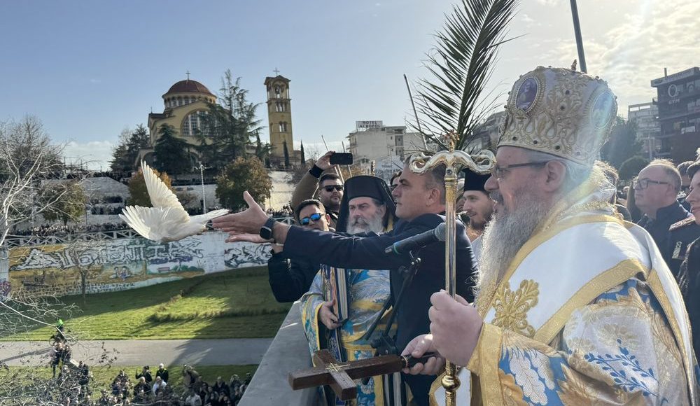 Τα-Άγια-Θεοφάνεια-στην-Λάρισα