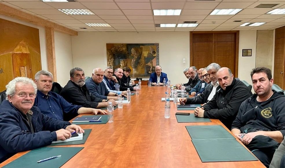 Θεοδωρικάκος:-Ενισχύουμε-τη-λειτουργία-των-λαϊκών-αγορών-προς-όφελος-των-καταναλωτών-με-νομοθετική-πρωτοβουλία