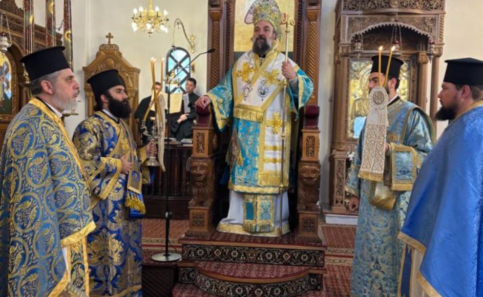 Ο-Μητροπολίτης-Θήρας-για-το-βαθύτερο-νόημα-των-Θεοφανείων