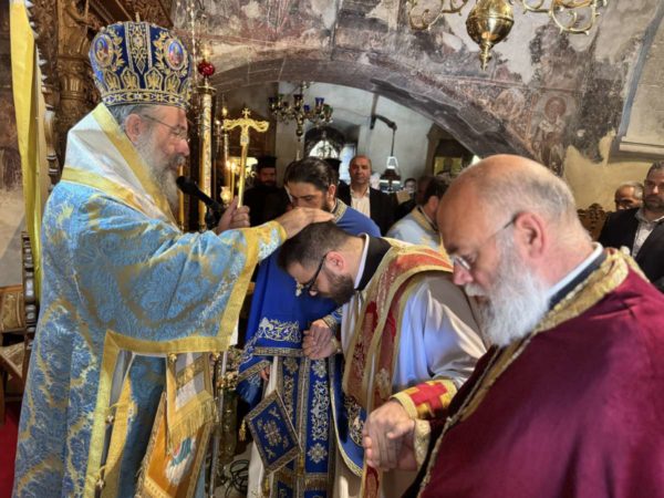 Νέος-Πρεσβύτερος-στην-Ιερά-Μητρόπολη-Ρεθύμνης-και-Αυλοποτάμου