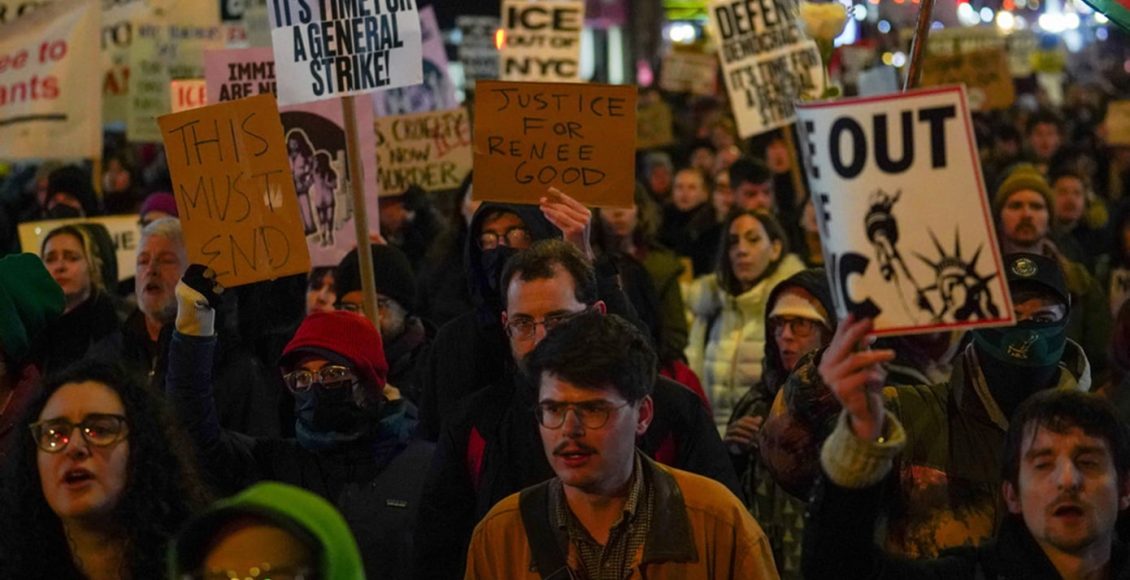 Νέες-διαδηλώσεις-αναμένονται-στη-Μινεάπολη-αφού-μέλος-της-ice-σκότωσε-μία-γυναίκα-–-Οι-αντικρουόμενες-εκδοχές-για-το-περιστατικό