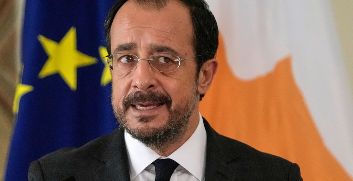 Βίντεο-εμπλέκει-τον-Νίκο-Χριστοδουλίδη-με-μίζες-στην-Κύπρο-–-«Προϊόν-λάσπης»,-λέει-η-Λευκωσία