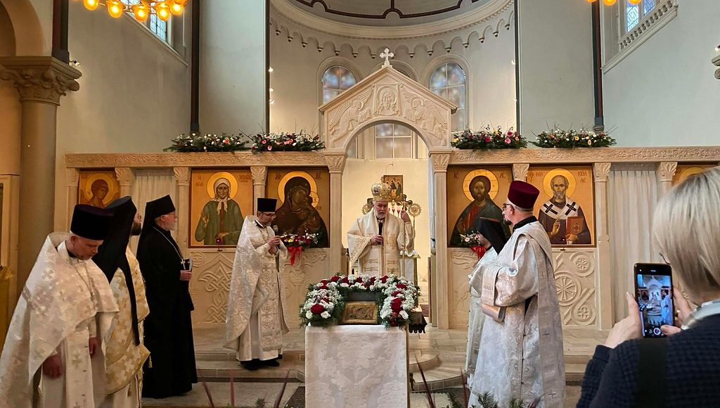 Η-εορτή-των-Χριστουγέννων-στην-Ενορία-του-Αγίου-Νικολάου-στο-Άμστερνταμ