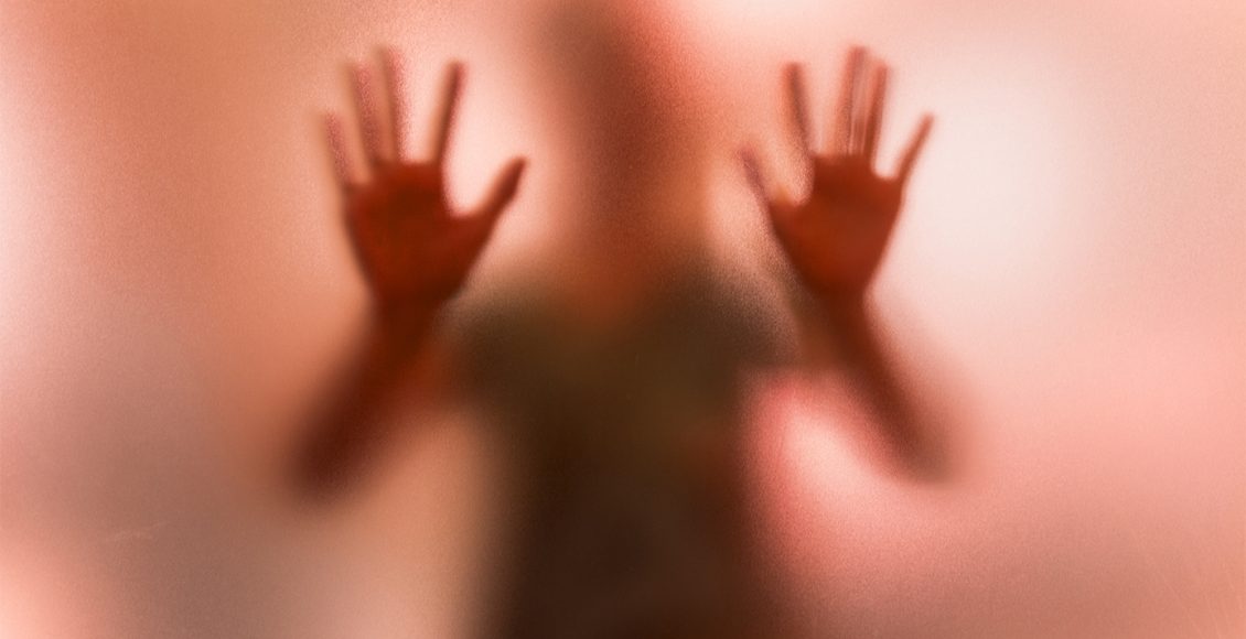 «Ο-πατέρας-μου-βίαζε-και-τις-δύο-αδελφές-μου-–-Η-μία-γέννησε-το-παιδί-του»:-Σοκάρει-ο-αδερφός-των-δύο-κοριτσιών-στην-Κρήτη