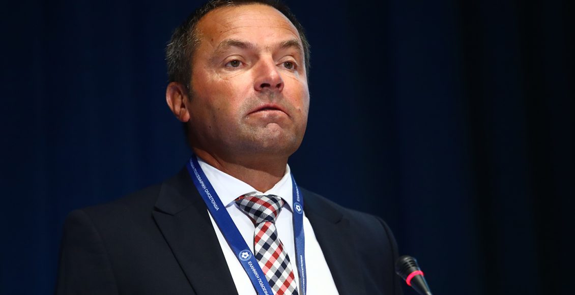 28-ποδοσφαιρικές-ενώσεις-κατά-του-«ακατάλληλου»-Λανουά