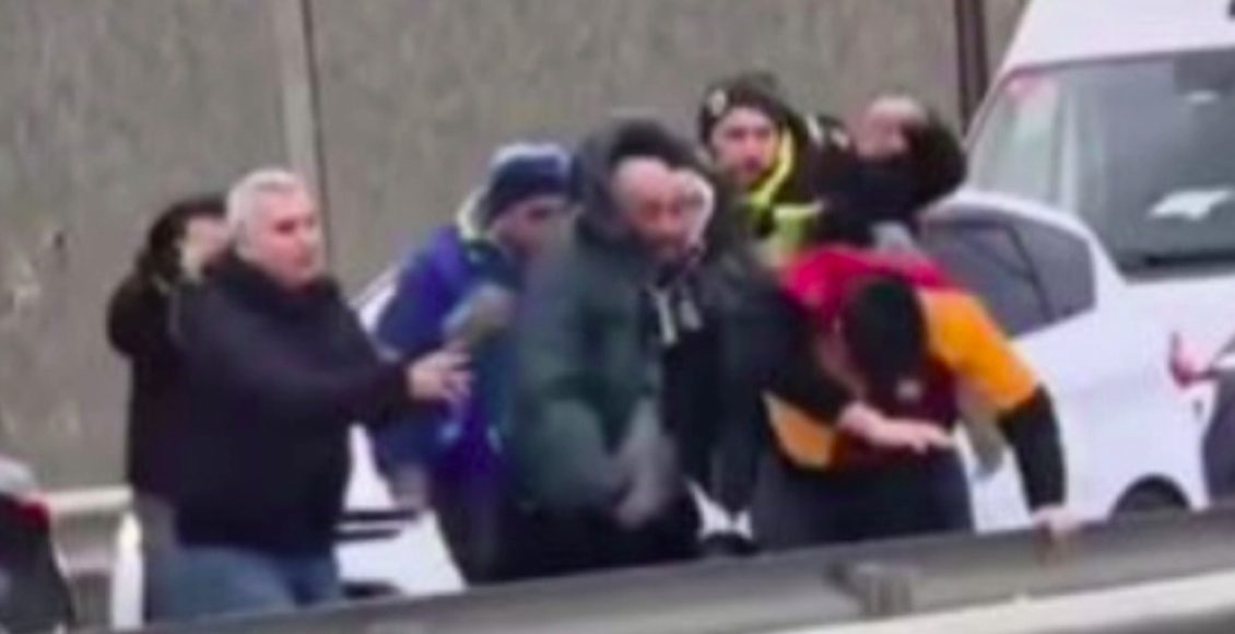 Τουρκία:-Οπαδοί-της-Φενέρμπαχτσε-ξυλοκόπησαν-φίλο-της-Γαλατασαράι-σε-δρόμο-της-Κωνσταντινούπολης