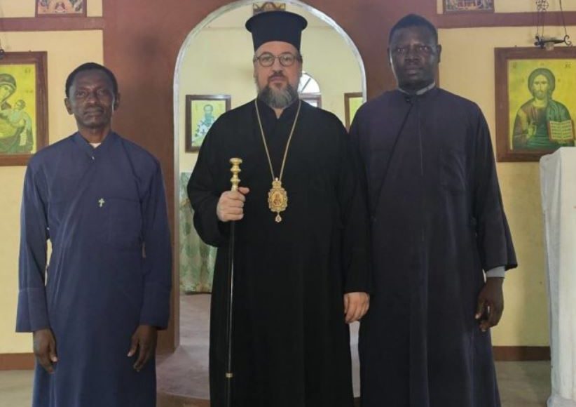 Ο-Μητροπολίτης-Άκκρας-στο-«Βασίλειο-των-Ασάντι»