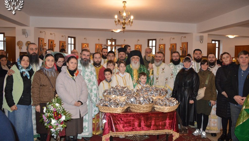 Αρχιερατική-Θεία-Λειτουργία-στον-Ιερό-Ναό-του-Αγίου-Σεραφείμ-Σαρώφ-στην-Ευξεινούπολη