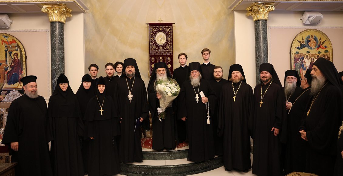 Εκπρόσωποι-της-Ρωσικής-Ορθοδόξου-Εκκλησίας-ευχήθηκαν-στον-Πατριάρχη-Ιεροσολύμων-για-τα-Χριστούγεννα