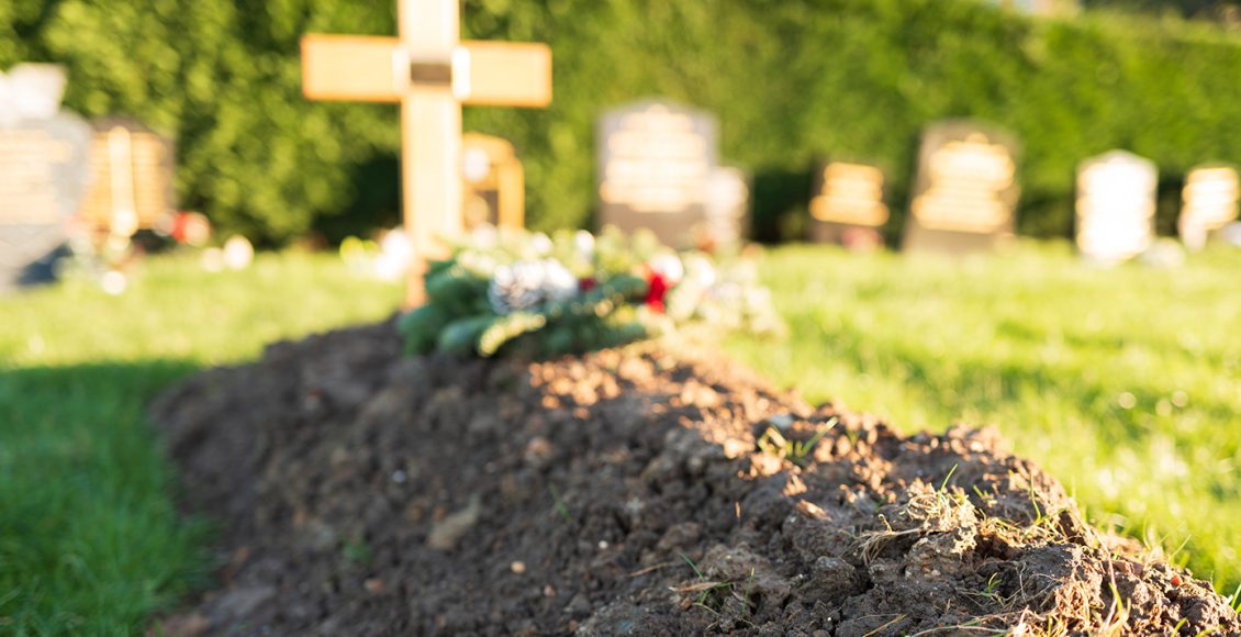 «Φακελάκι»-6.000-ευρώ-για-οικογενειακό-τάφο-ζήτησε-δημοτικός-υπάλληλος-στο-Ηράκλειο-–-Συνελήφθη-επ’-αυτοφώρω