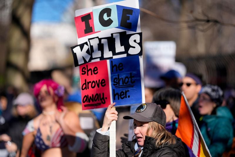 ΗΠΑ:-«Εκατοντάδες»-επιπλέον-ομοσπονδιακούς-αστυνομικούς-στέλνει-η-κυβέρνηση-στη-Μινεάπολη