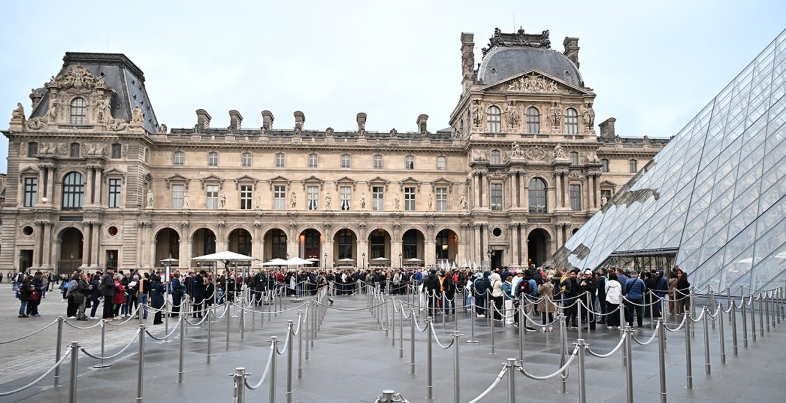 Κλειστό-και-πάλι-το-μουσείο-του-Λούβρου-λόγω-απεργίας