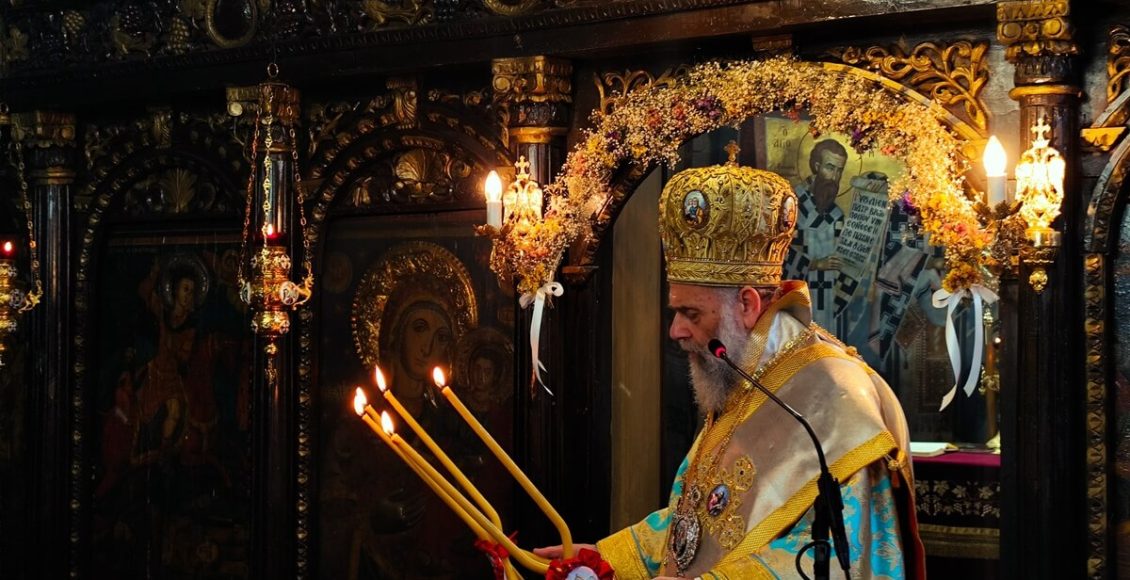 Θεσσαλιώτιδος-Τιμόθεος:-Ο-Χριστός-ήρθε-στον-κόσμο-να-φωτίσει-τα-σκοτάδια-μας