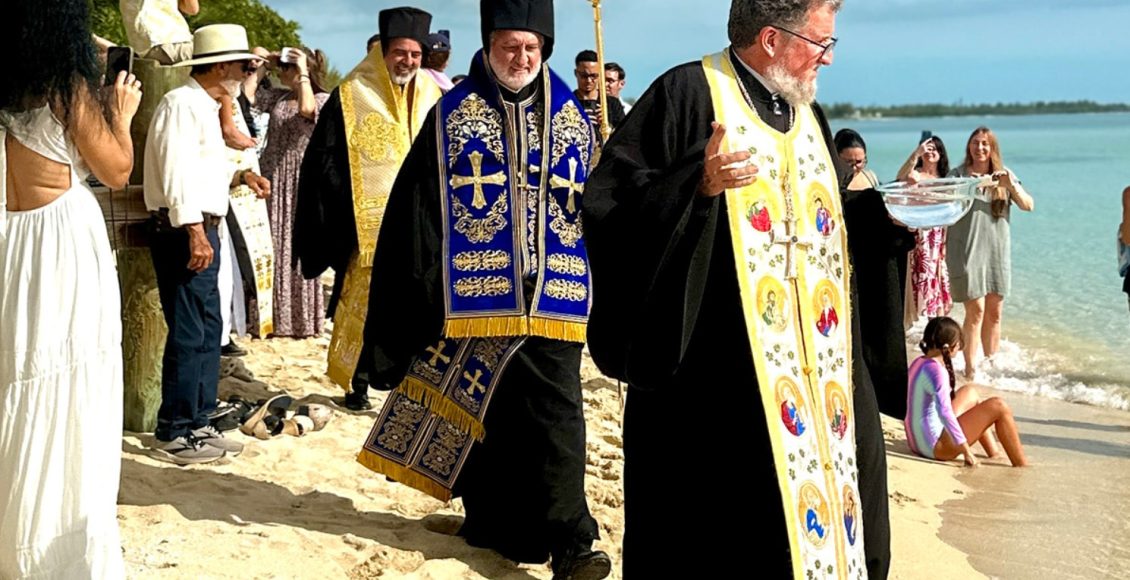 Ο-Αμερικής-Ελπιδοφόρος-στην-Ελληνορθόδοξη-Κοινότητα-του-Ευαγγελισμού-στις-Μπαχάμες
