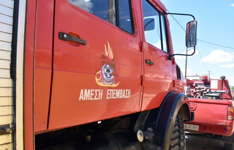 Υπό-έλεγχο-η-φωτιά-σε-διαμέρισμα-στο-Ίλιον