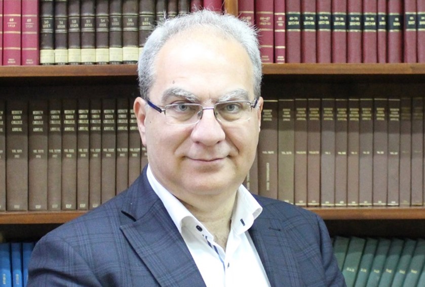 Καθηγητής-Δημήτριος-Μόσχος:-Γιατί-η-Μόσχα-επιτίθεται-στον-Οικουμενικό-Πατριάρχη