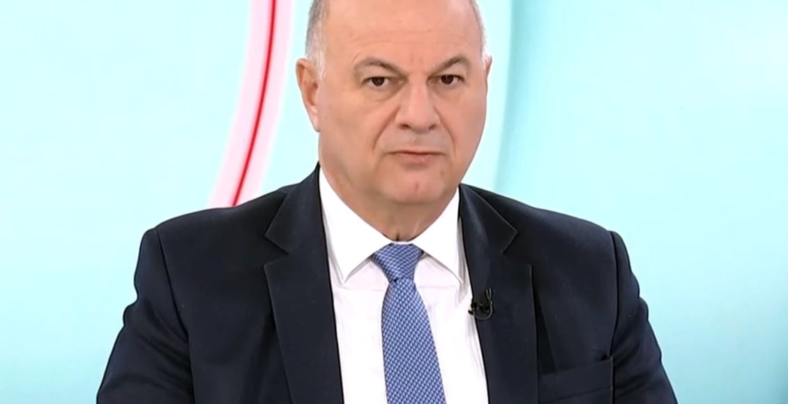 Τσιάρας:-Δεν-αποτελεί-δείγμα-δημοκρατίας-ούτε-δείγμα-ελευθερίας-ο-βανδαλισμός-σε-τρακτέρ-αγροτών