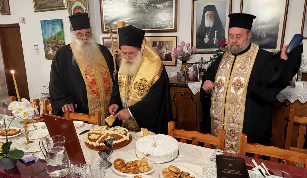 Η-ευλόγηση-Βασιλόπιτας-στην-Ιερά-Μονή-Παναγίας-Εξακουστής-Μαλλών-Ιεράπετρας