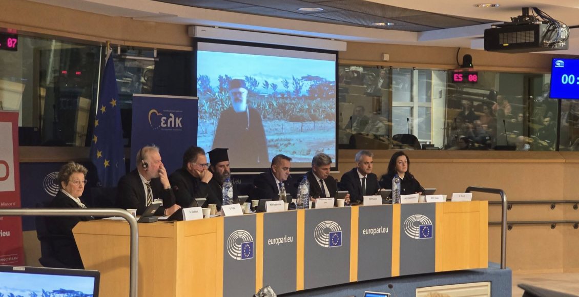 Στο-Ευρωκοινοβούλιο-η-κληρονομιά-του-μακαριστού-Αλβανίας-Αναστασίου