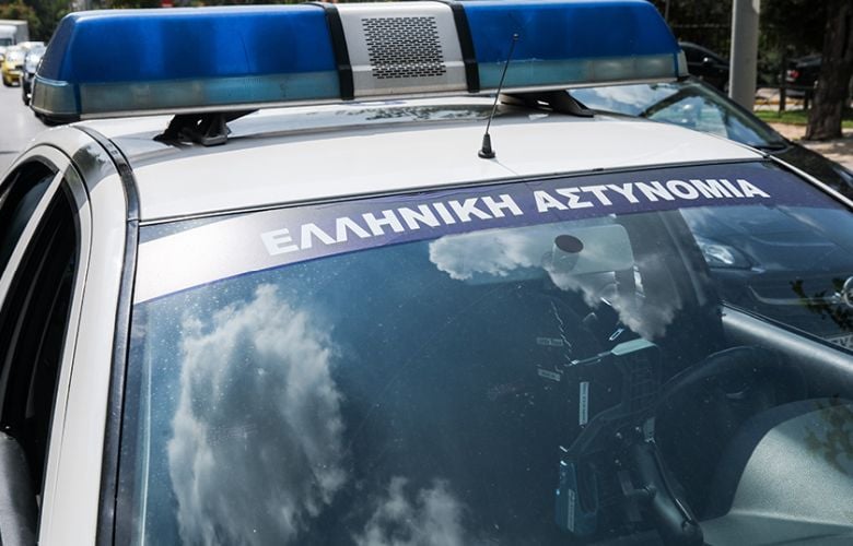 Σοκ-από-τον-ξυλοδαρμό-16χρονου-στην-Ερέτρια-–-Οι-γείτονες-βγήκαν-στον-δρόμο-από-τα-ουρλιαχτά-του