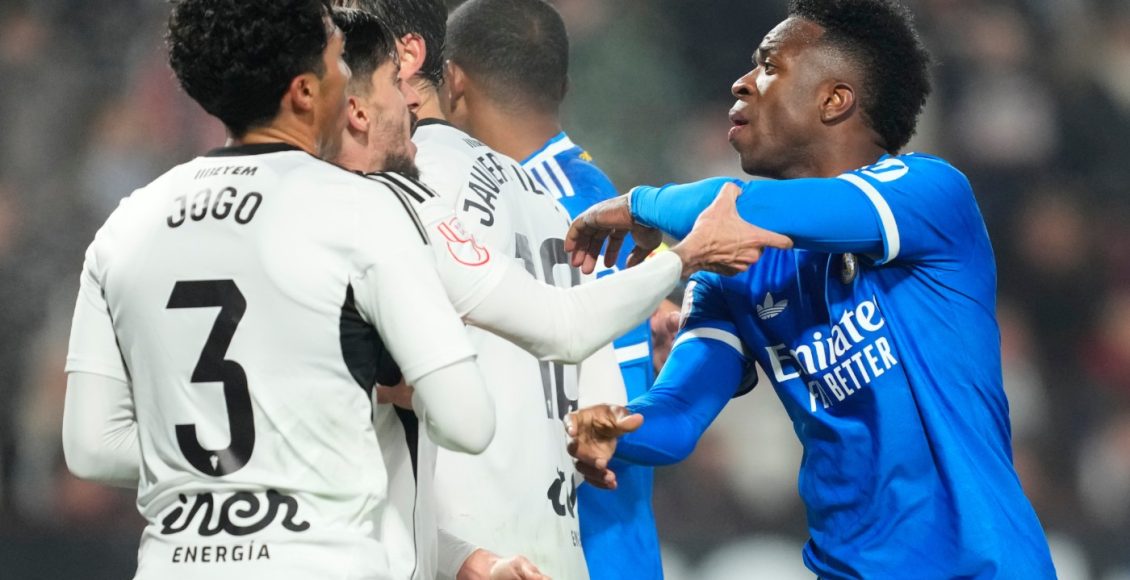 Ρατσισμός-στα-ισπανικά-γήπεδα:-Η-Αλμπαθέτε-αντιδρά-για-τον-Βινίσιους-Τζούνιορ