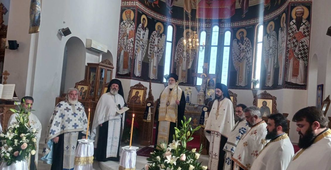 Ο-Μητροπολίτης-Αρκαλοχωρίου-τέλεσε-την-Εξόδιο-ακολουθία-της-μακαριστής-Φλώρας-Κρίθου