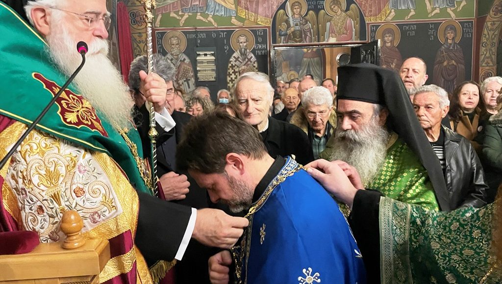 Χειροθεσία-Πρωτοπρεσβυτέρου-στον-πανηγυρίζοντα-Ιερό-Ναό-Αγίου-Αντωνίου-Βόλου